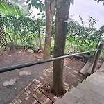 Casa Simples E Aconchegante Com 2 Camas De Casal