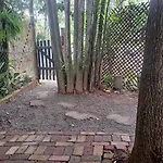 Casa Simples E Aconchegante Com 2 Camas De Casal